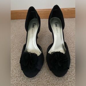 Fioni night black pumps sz 8